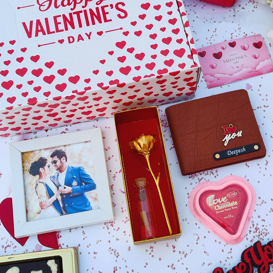 Elegant Personalized Gift Hamper For Men With Name & Picture