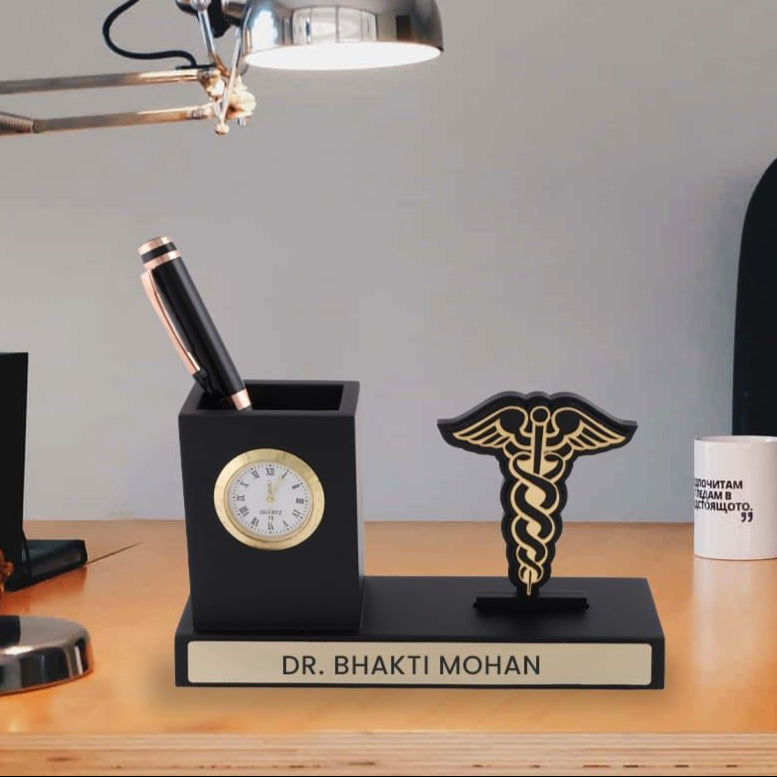 Personalized Professional Pen Stand