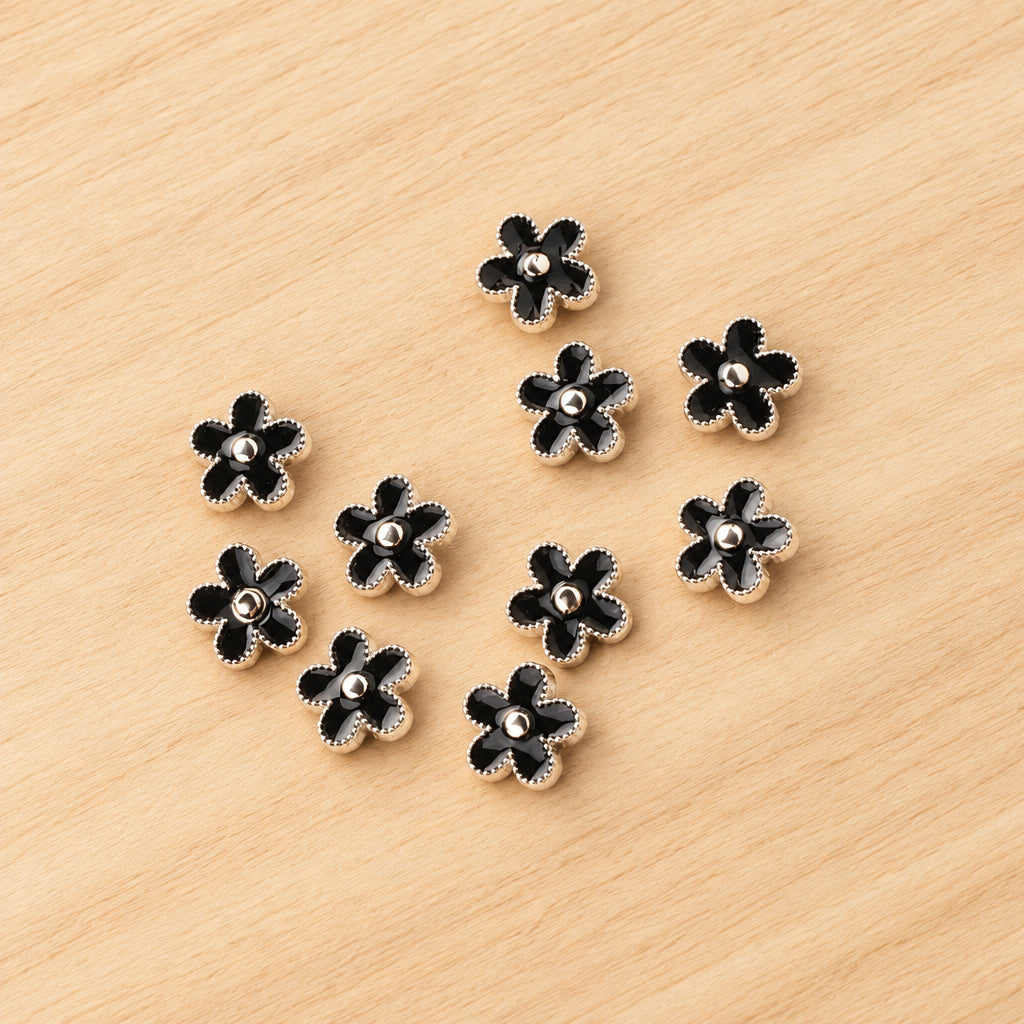 Flower Stud Earrings (1 Pair)