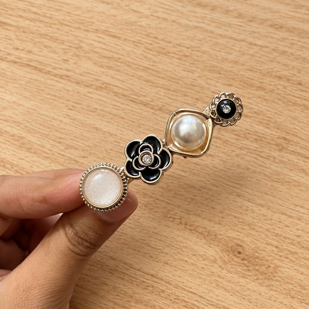 Elegant Pearl Hair Clip