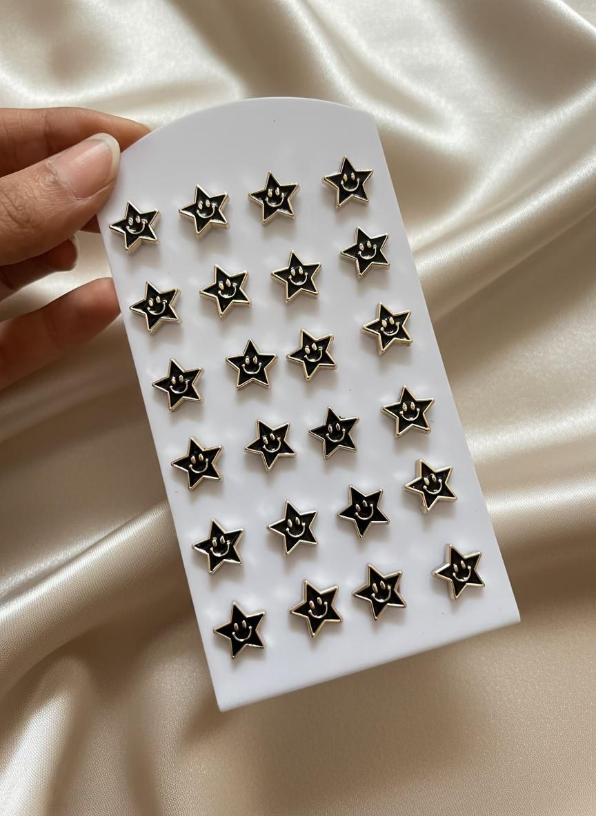 Star Stud Earrings (1 Pair)