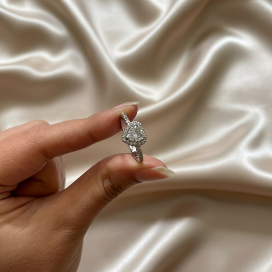 Premium Adjustable Heart Diamond Ring – Waterproof & Anti-Tarnish