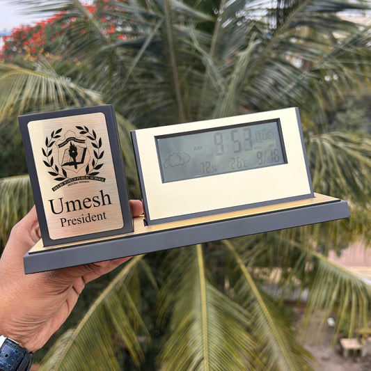 Personalized Digi Clock Penstand