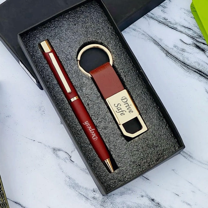 Personalized Premium Hook Keychain & Gold Flake Pen Combo