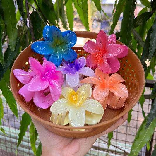 Trending Flower Hair Claws