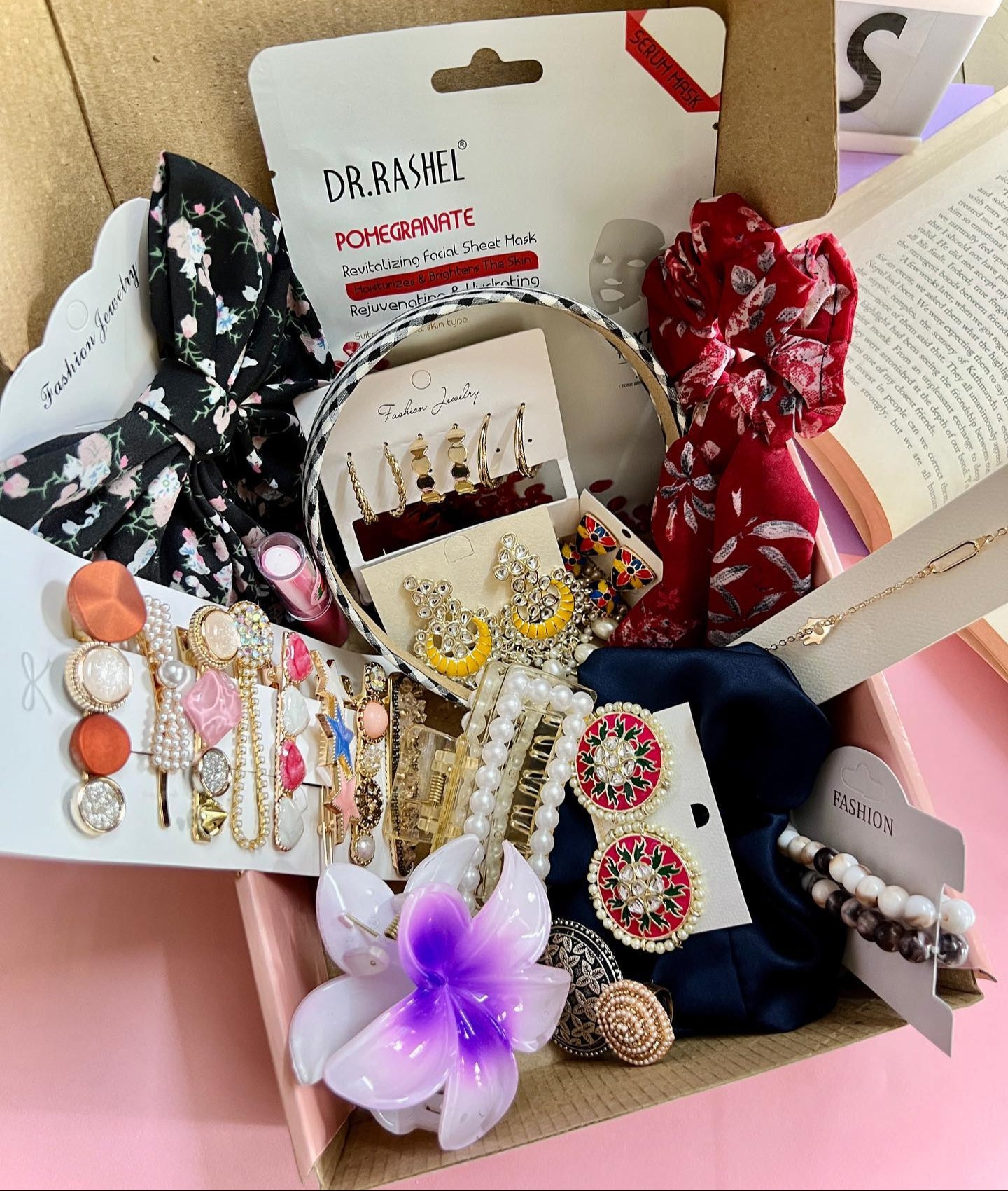 Everyday Glow Hamper – Jewellery & Stylish Accessories for Her