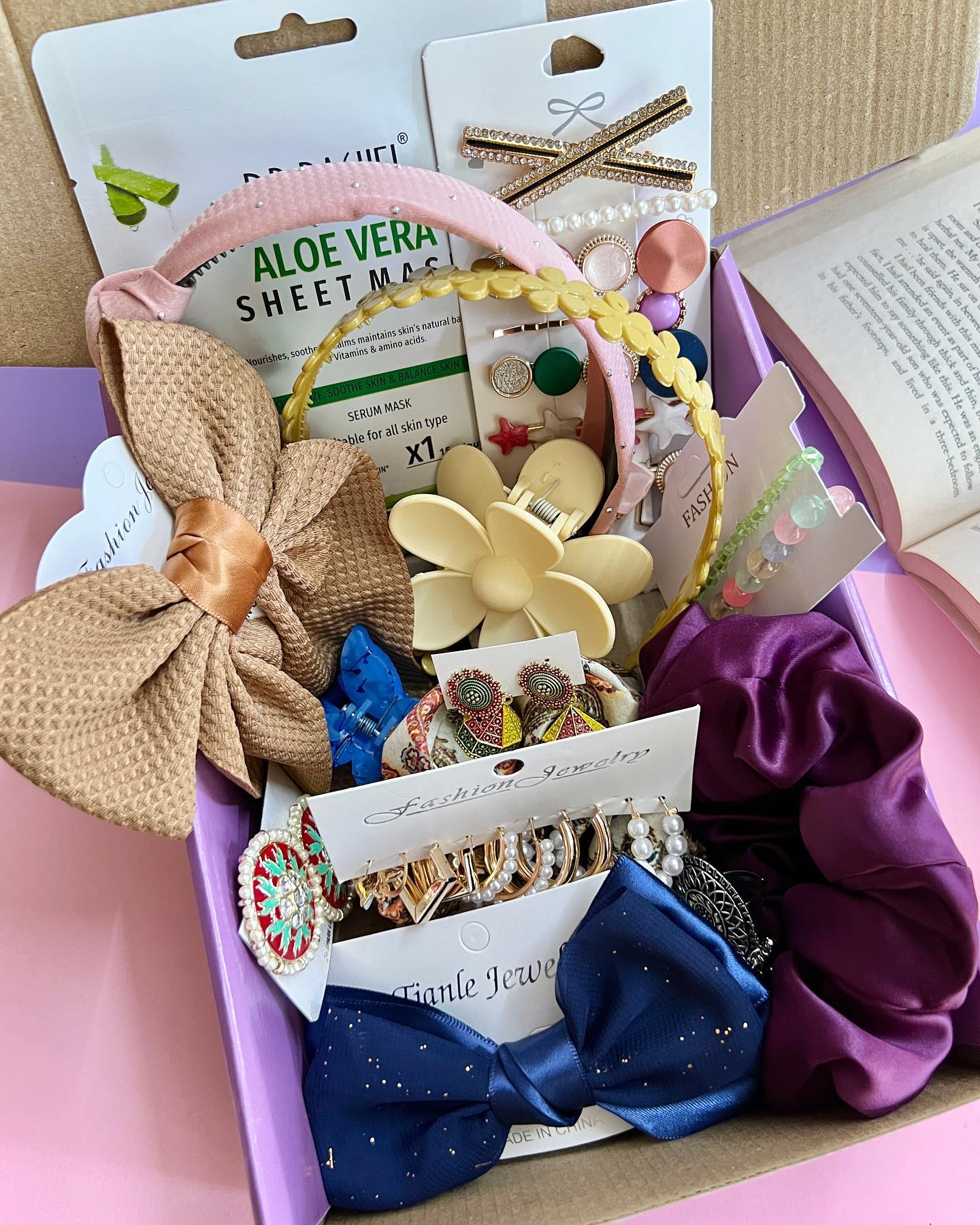 Special Edition Jewellery & Accessories Hamper – Premium Women’s Gift