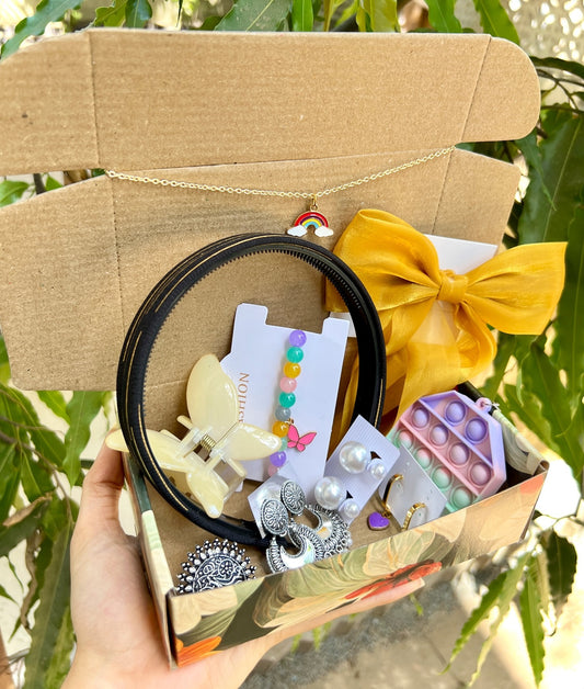 Unique Women’s Gift Hamper with Accessories