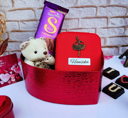 Exclusive Personalized Gift Hamper for Her