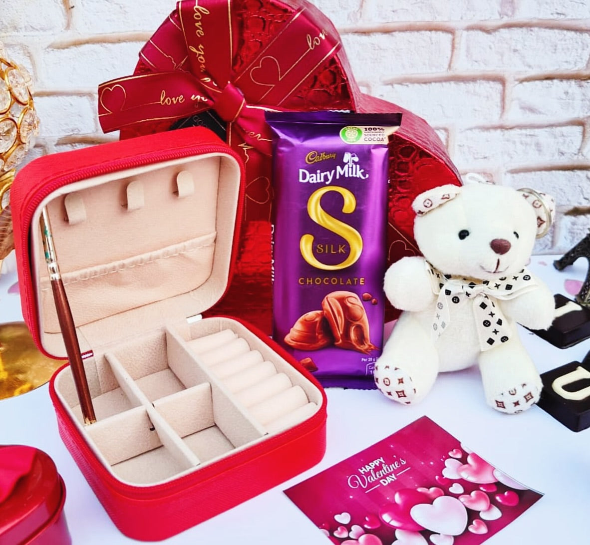 Exclusive Personalized Gift Hamper for Her