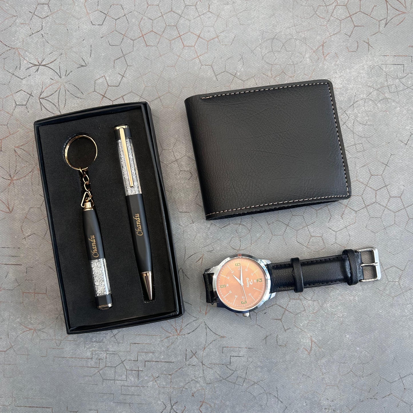 Personalized Office Essentials Hamper for Men