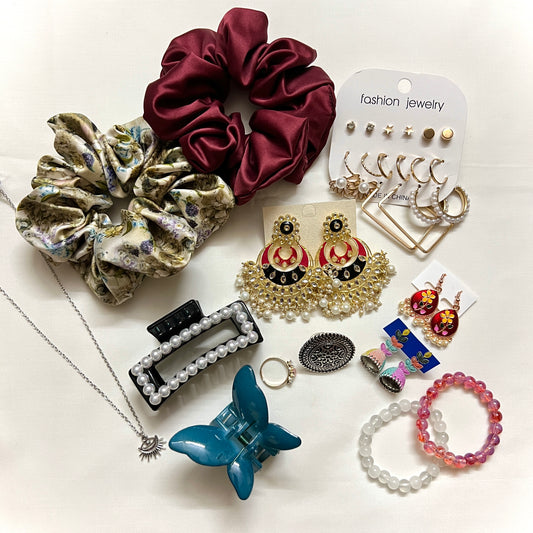 Premium Jewellery Gift Hamper – Chic Accessories for Her