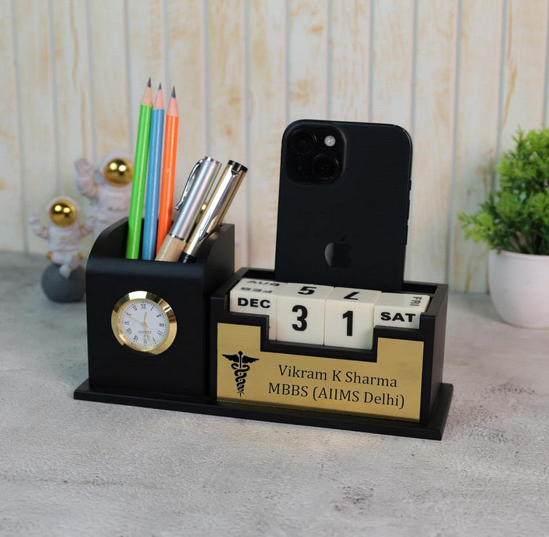 Personalized Pen Stand