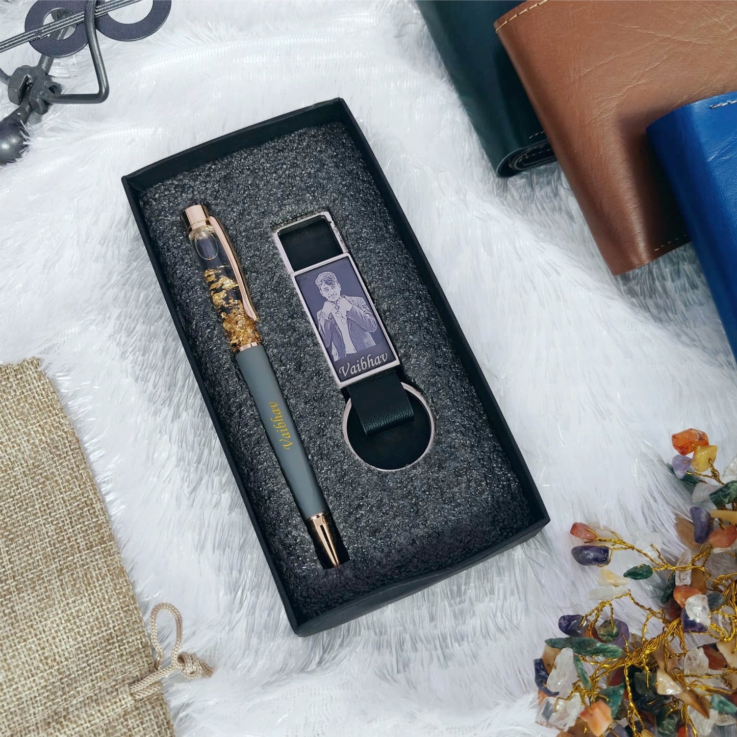 Sketch Hook Keychain + Gold Flake Pen Combo