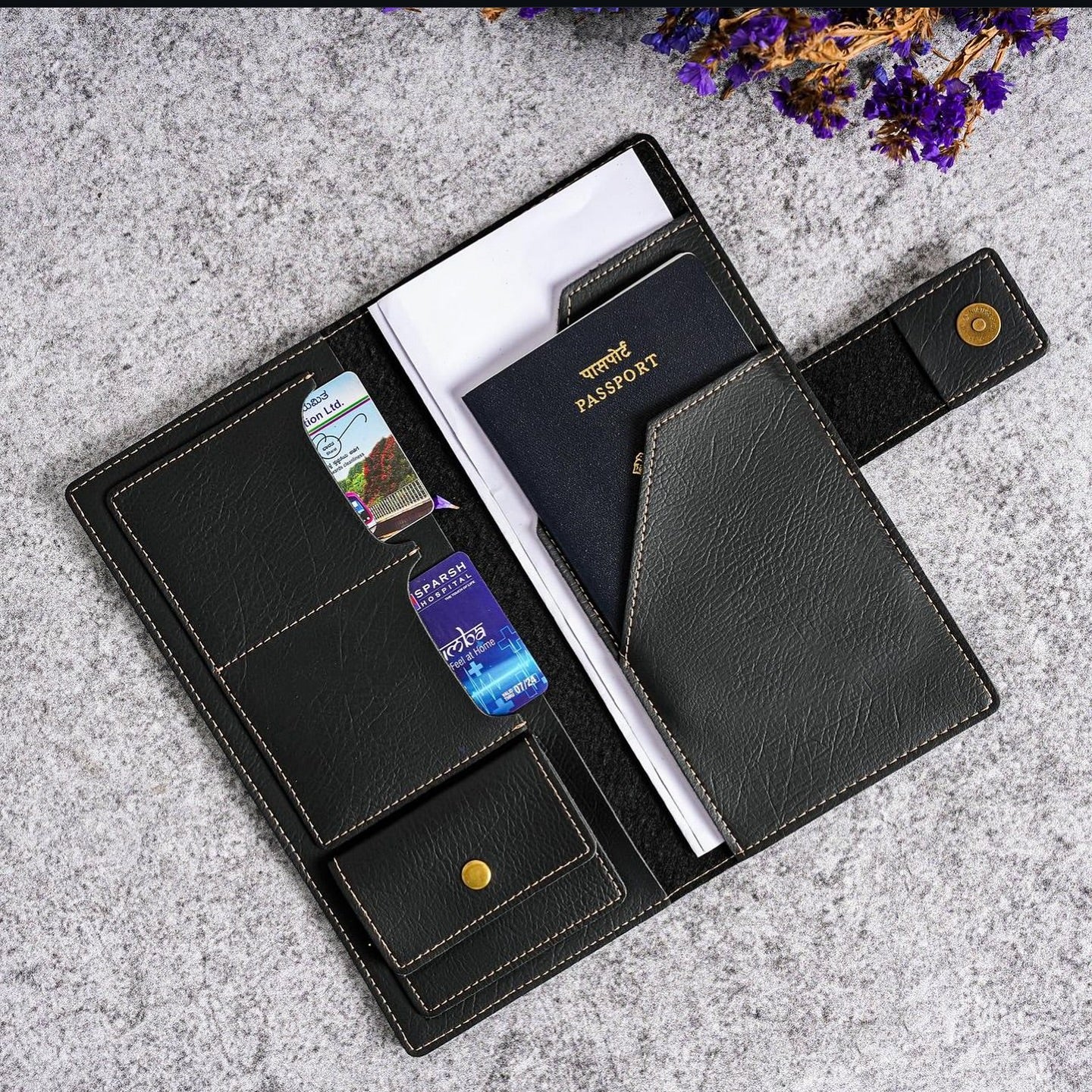 Personalized Premium Leather Unisex Travel Wallet