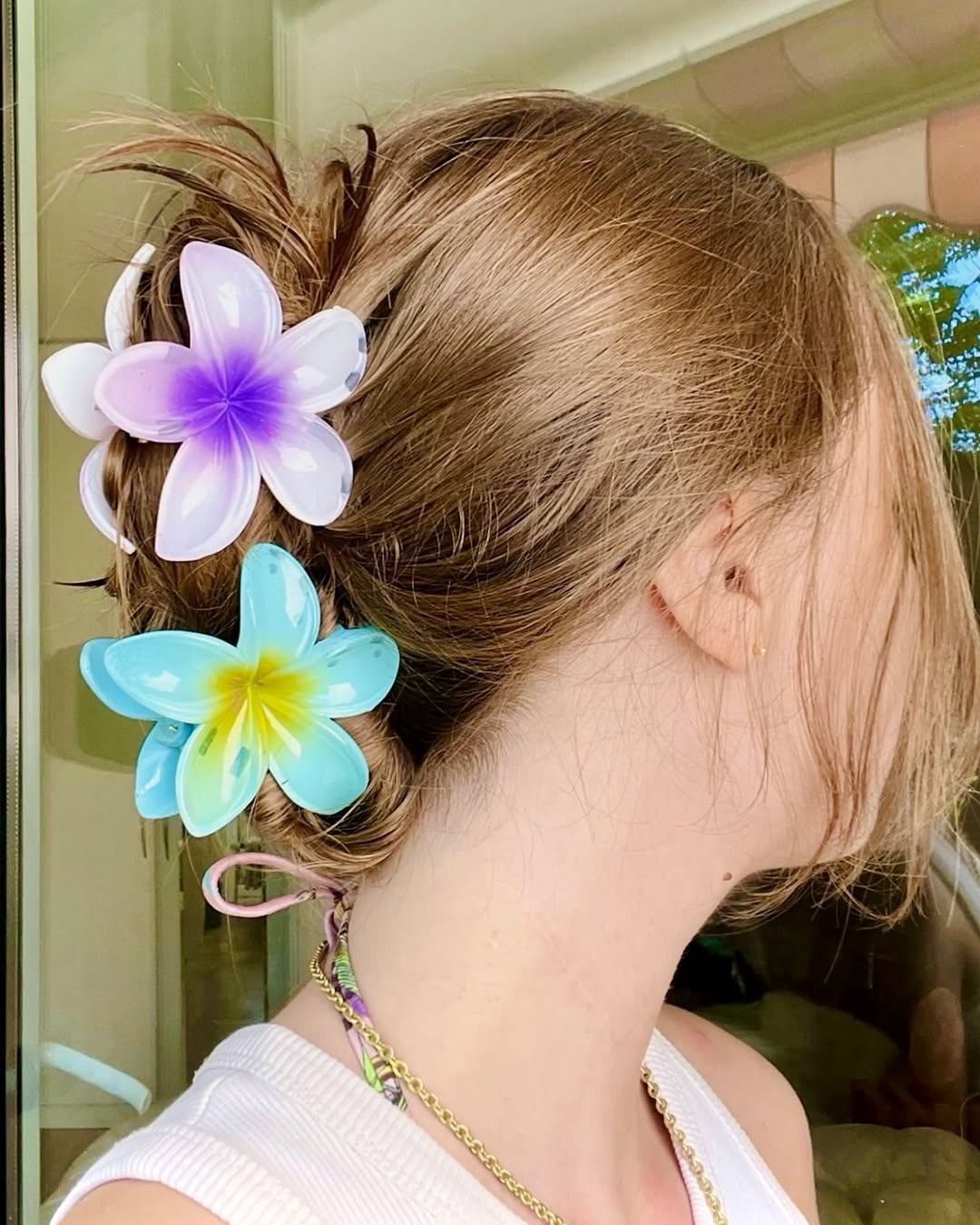 Trending Flower Hair Claws