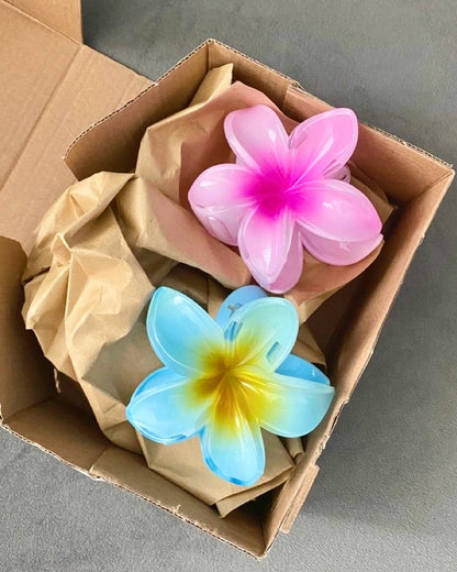 Trending Flower Hair Claws
