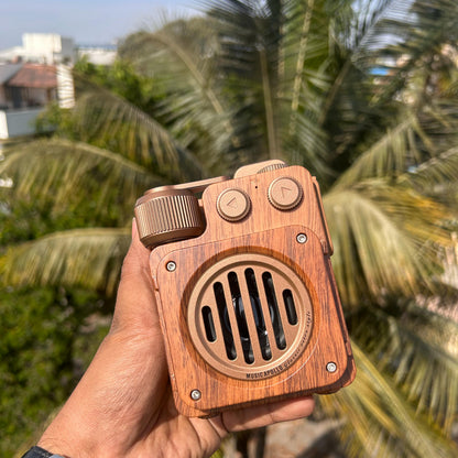 Retro Style Apollo Bluetooth Speaker – Customisable Vintage Audio Gadget