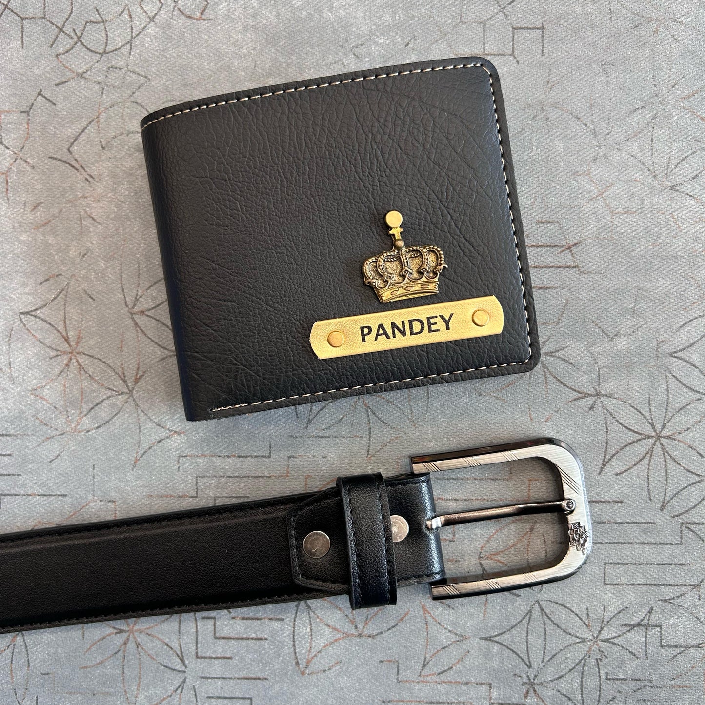 Personalized Men's 6-in-1 Premium Gift Set