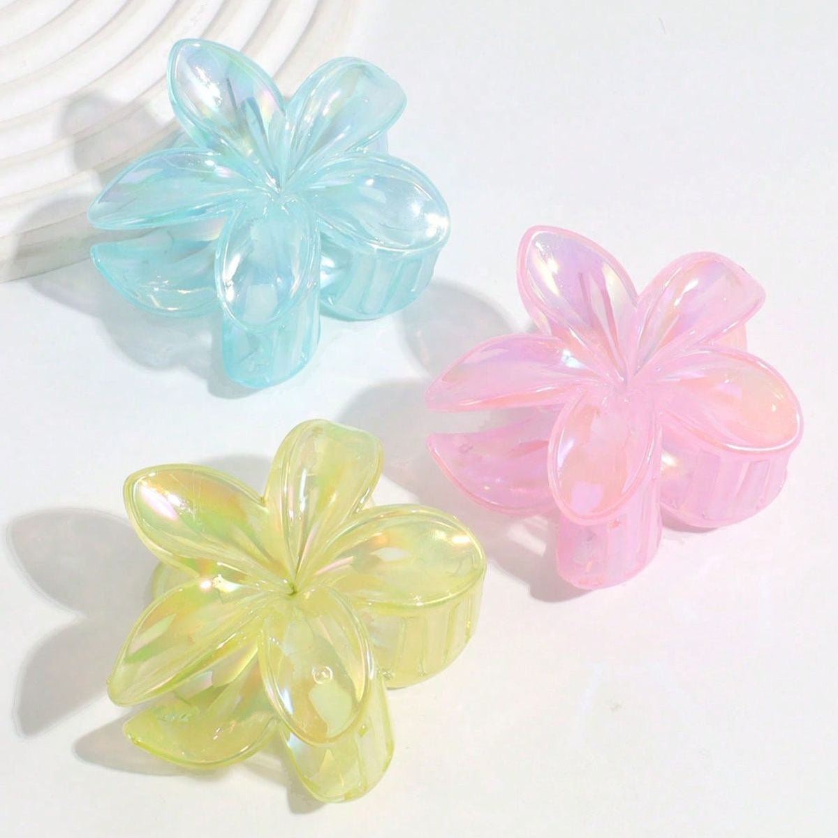 Viral Flower Hair Claws