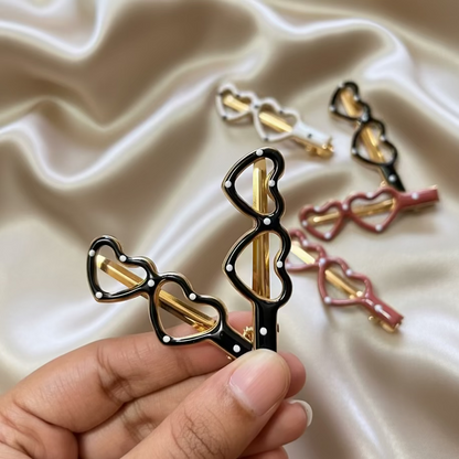 Cute Heart-Shaped Clips Set