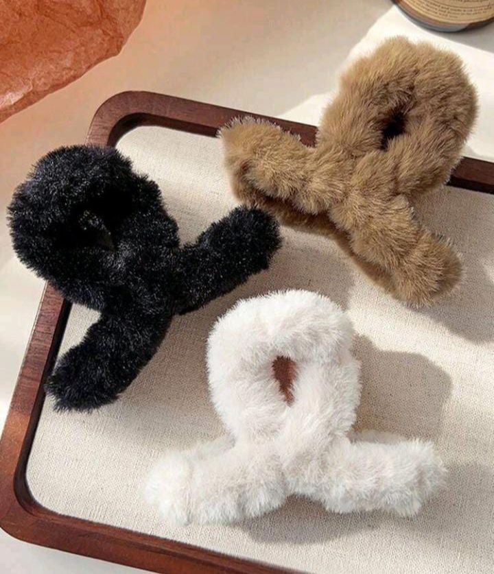 Fur Claw Clip