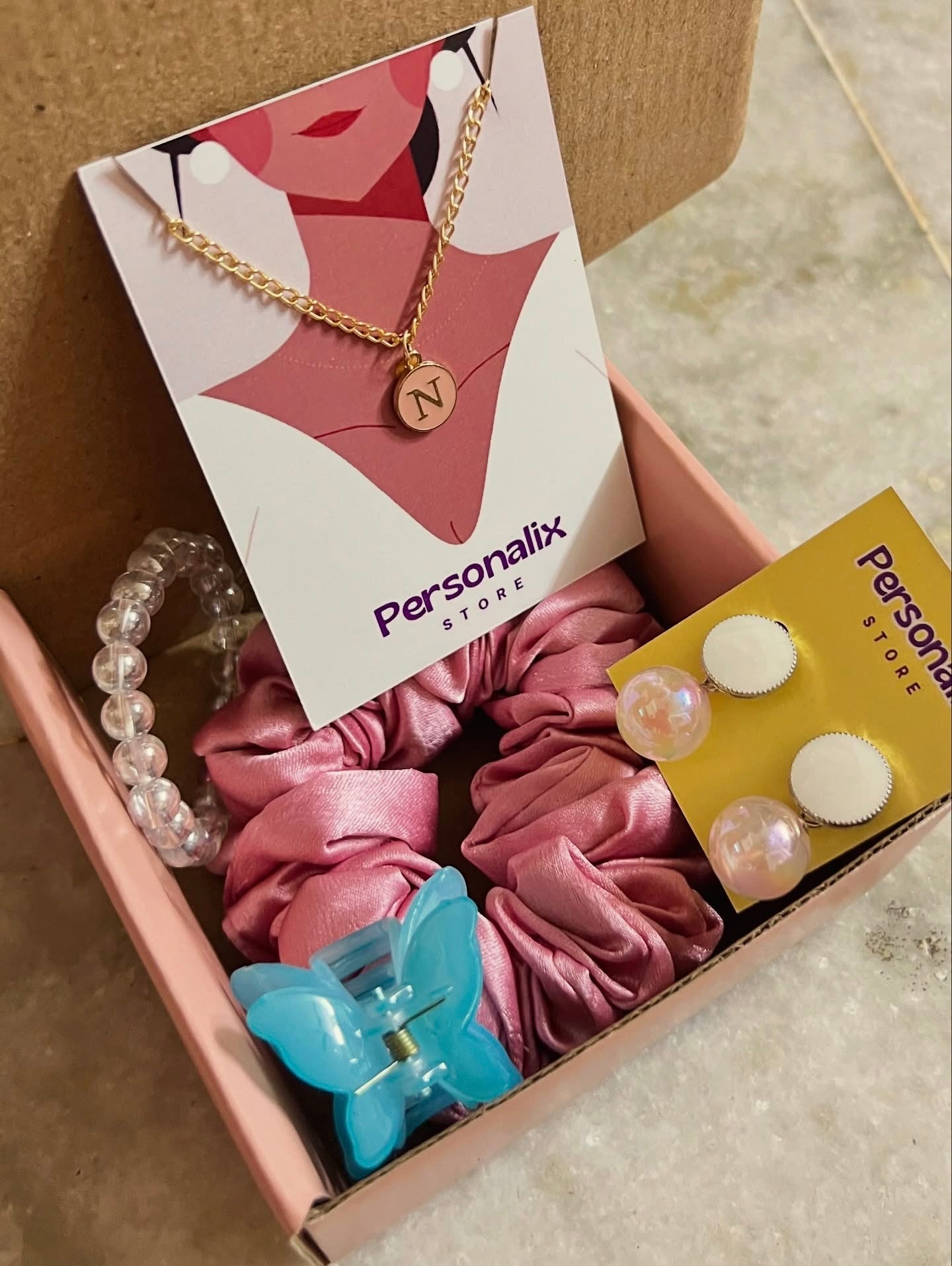 Pocket Friendly Gift Box For Her