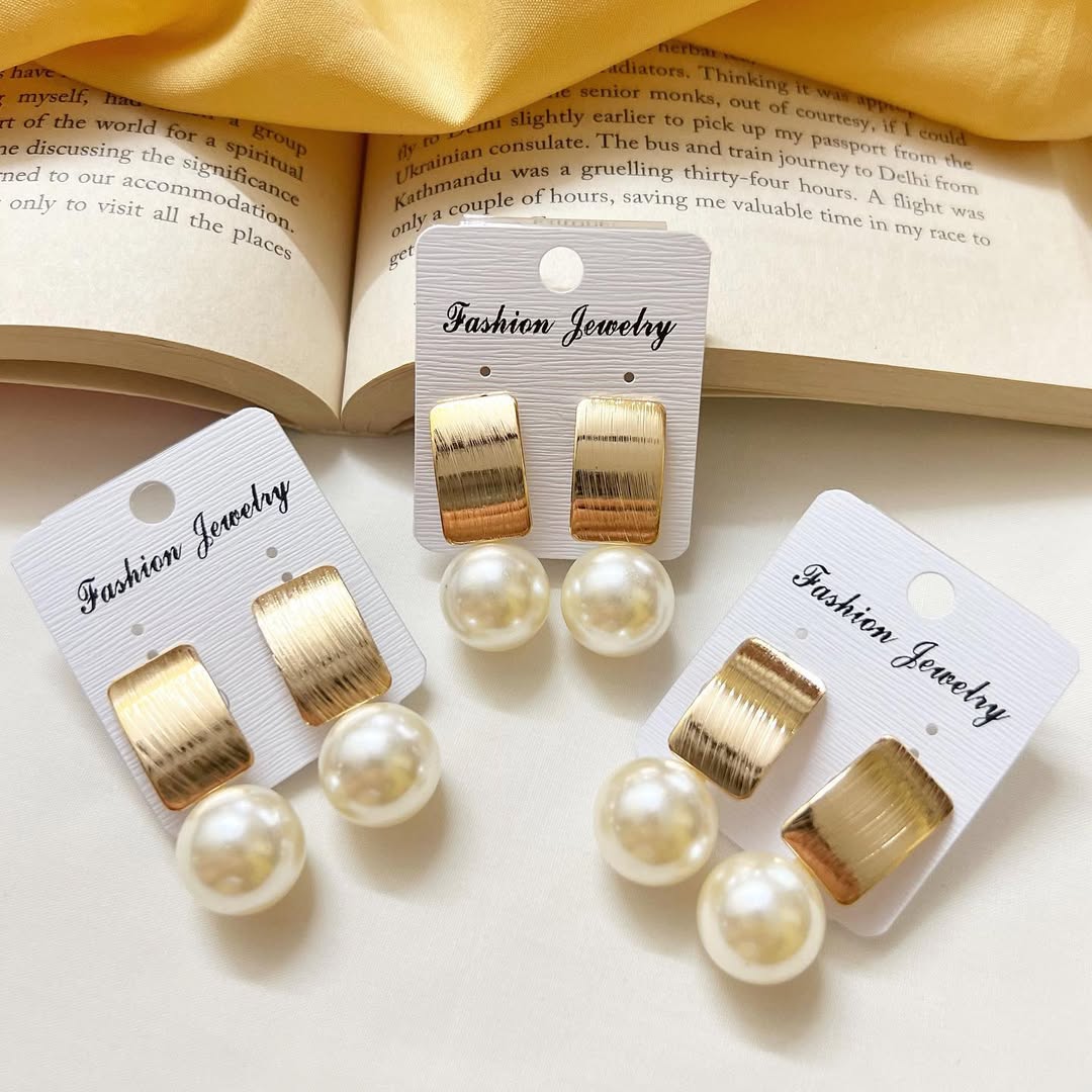 Trending Pearl Western Earrings