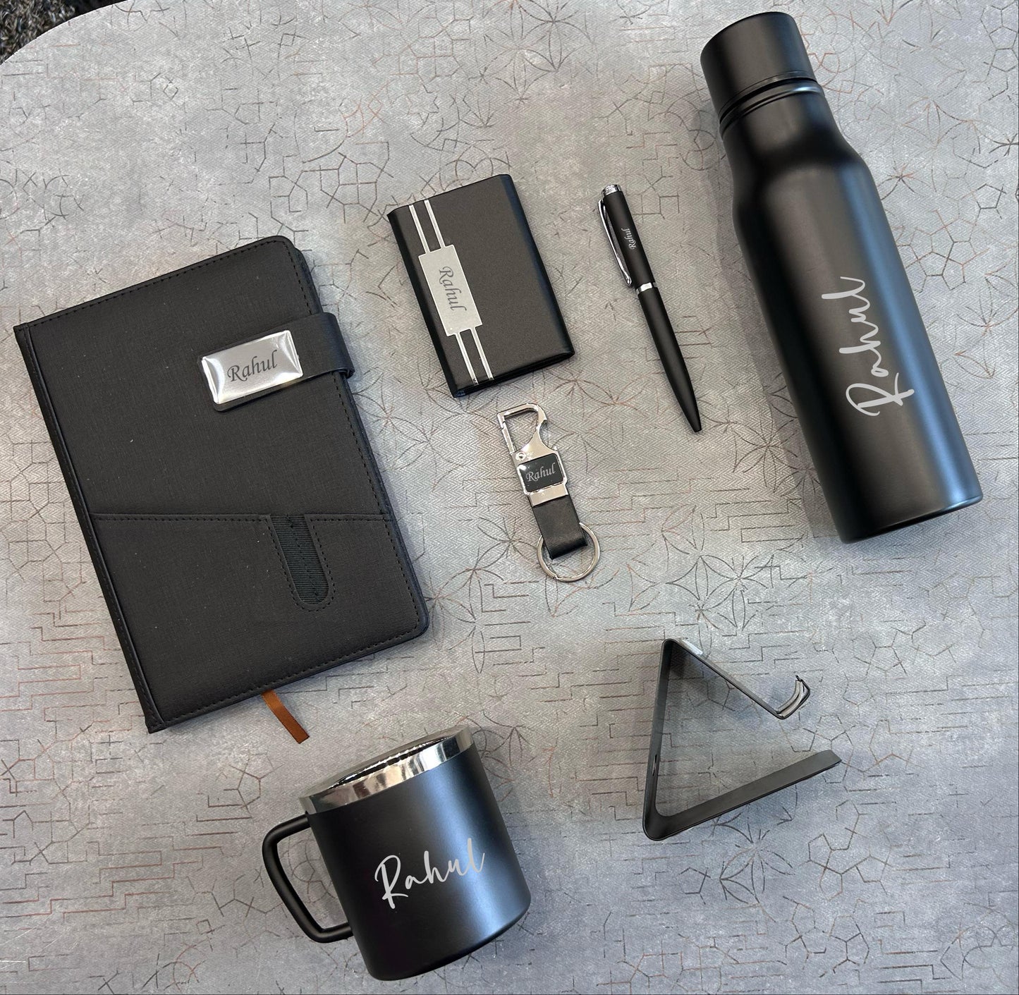 Personalized 7-in-1 Premium Gift Set