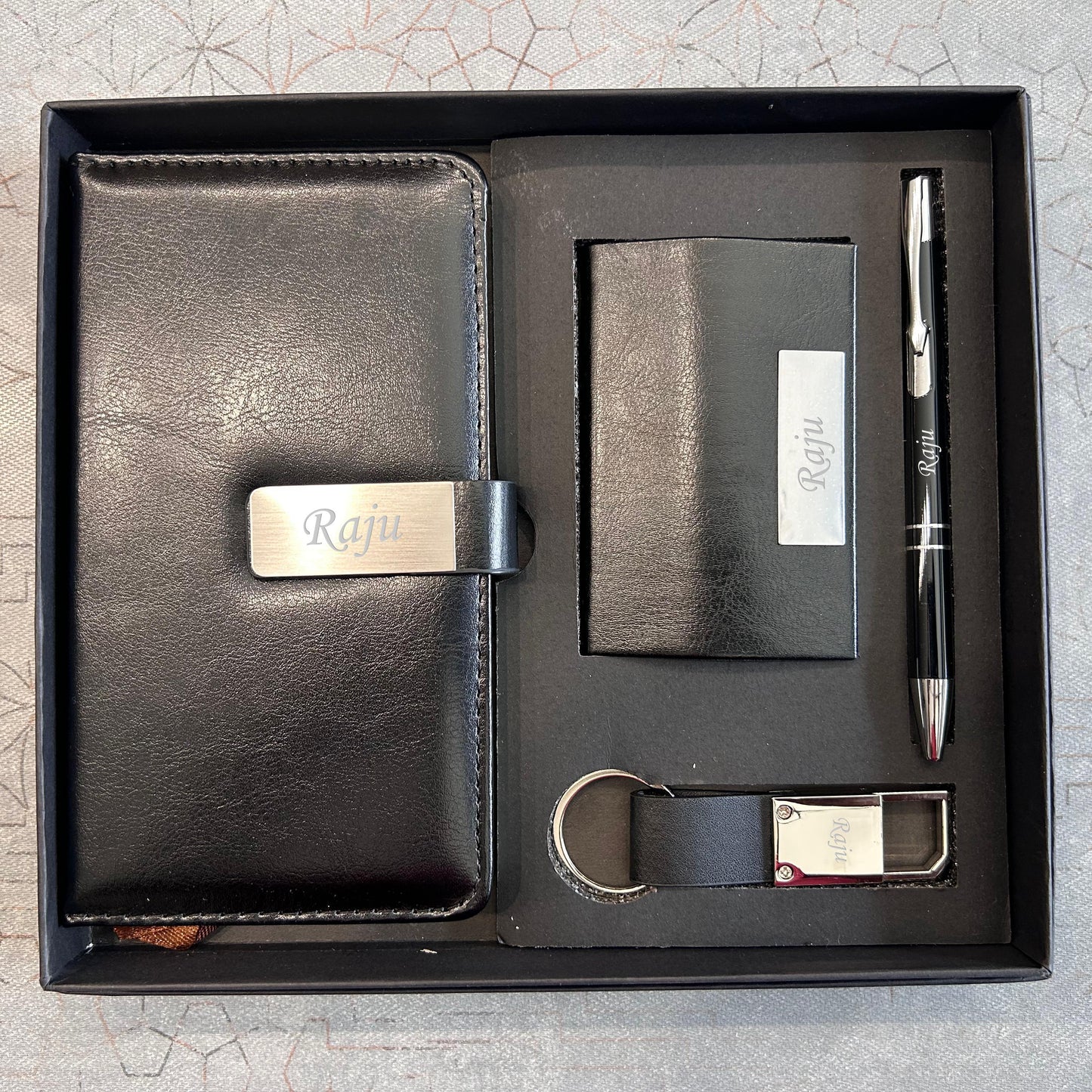 Personalized 4-in-1 Premium Gift Set