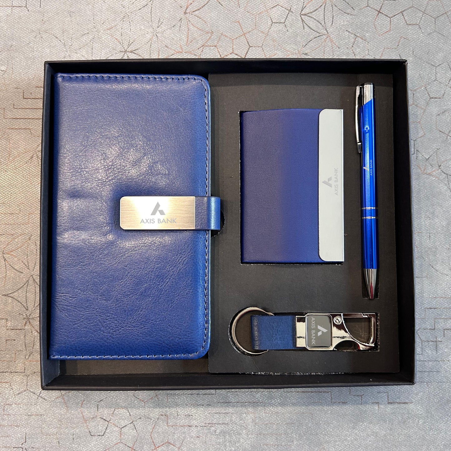 Personalized 4-in-1 Premium Gift Set