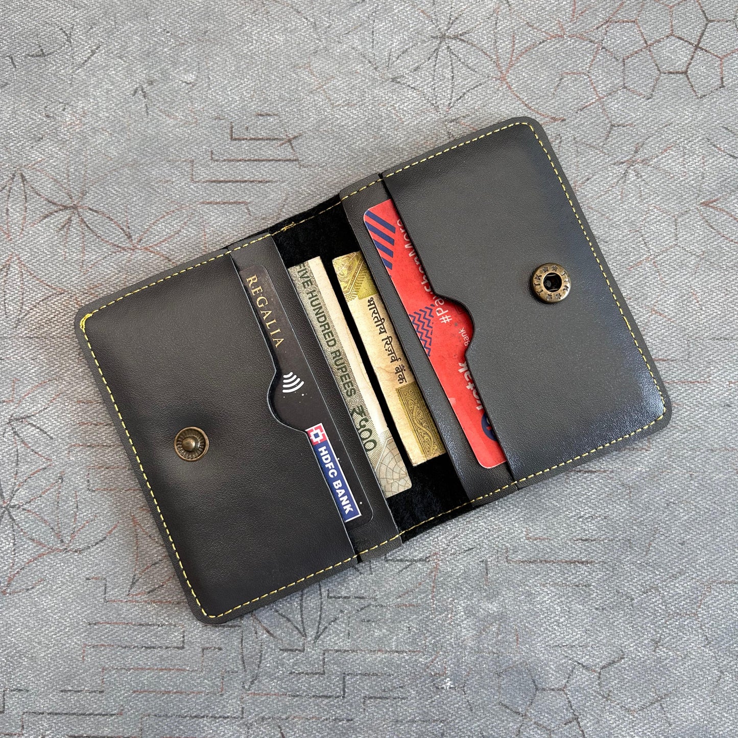 Unisex Small Wallet / Card Holder – Personalized & Compact