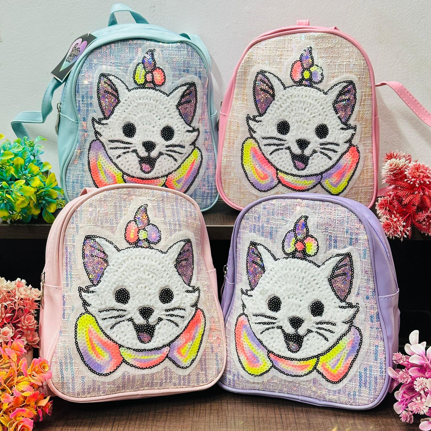 Hello Kitty 10-Inch Compact Picnic Bag | Adjustable Belt & Single-Zipper Design