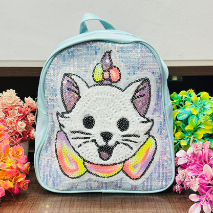 Hello Kitty 10-Inch Compact Picnic Bag | Adjustable Belt & Single-Zipper Design