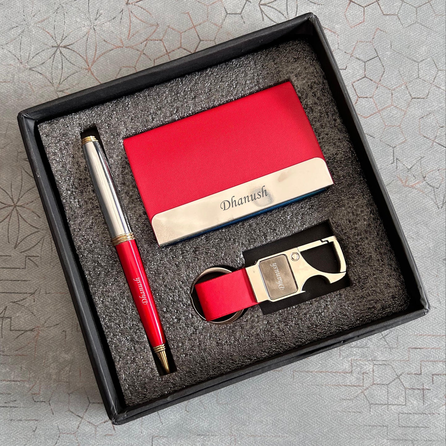 Elegant Personalised Gift Set