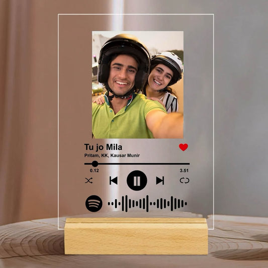 Personalized Spotify Plaque With Wooden Stand
