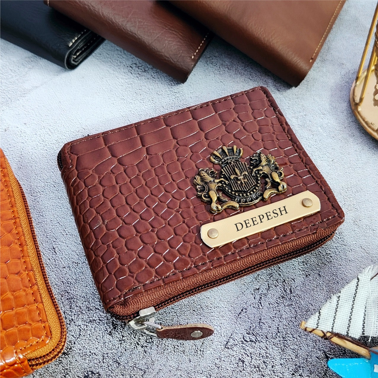 Personalized Glossy Croc Leather Unisex Wallet