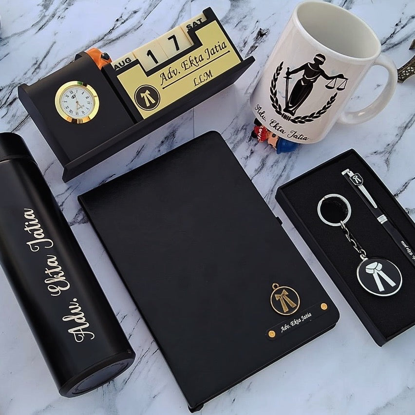 Premium Personalized Hamper For Professionals