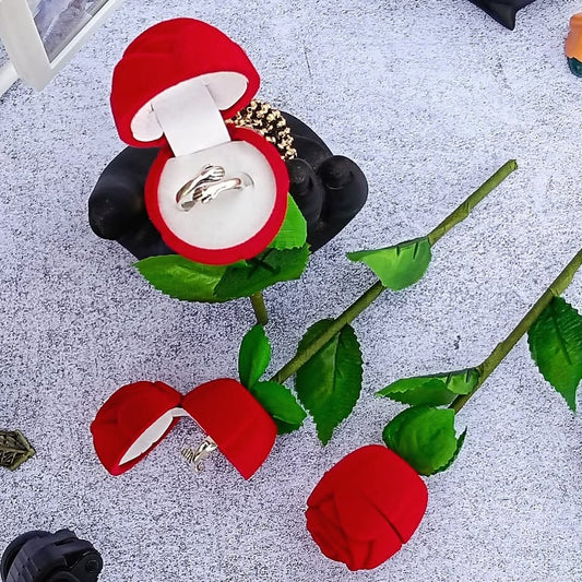 Hug Ring With Rose Ring Box