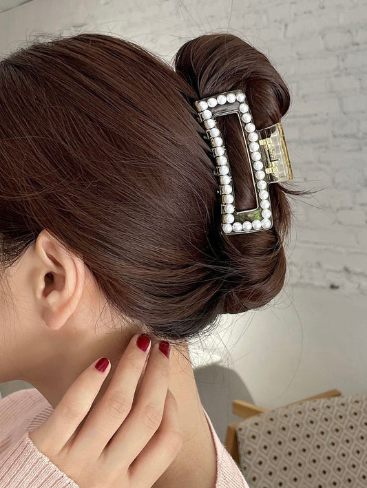 Rectangle Pearl Hair Claw