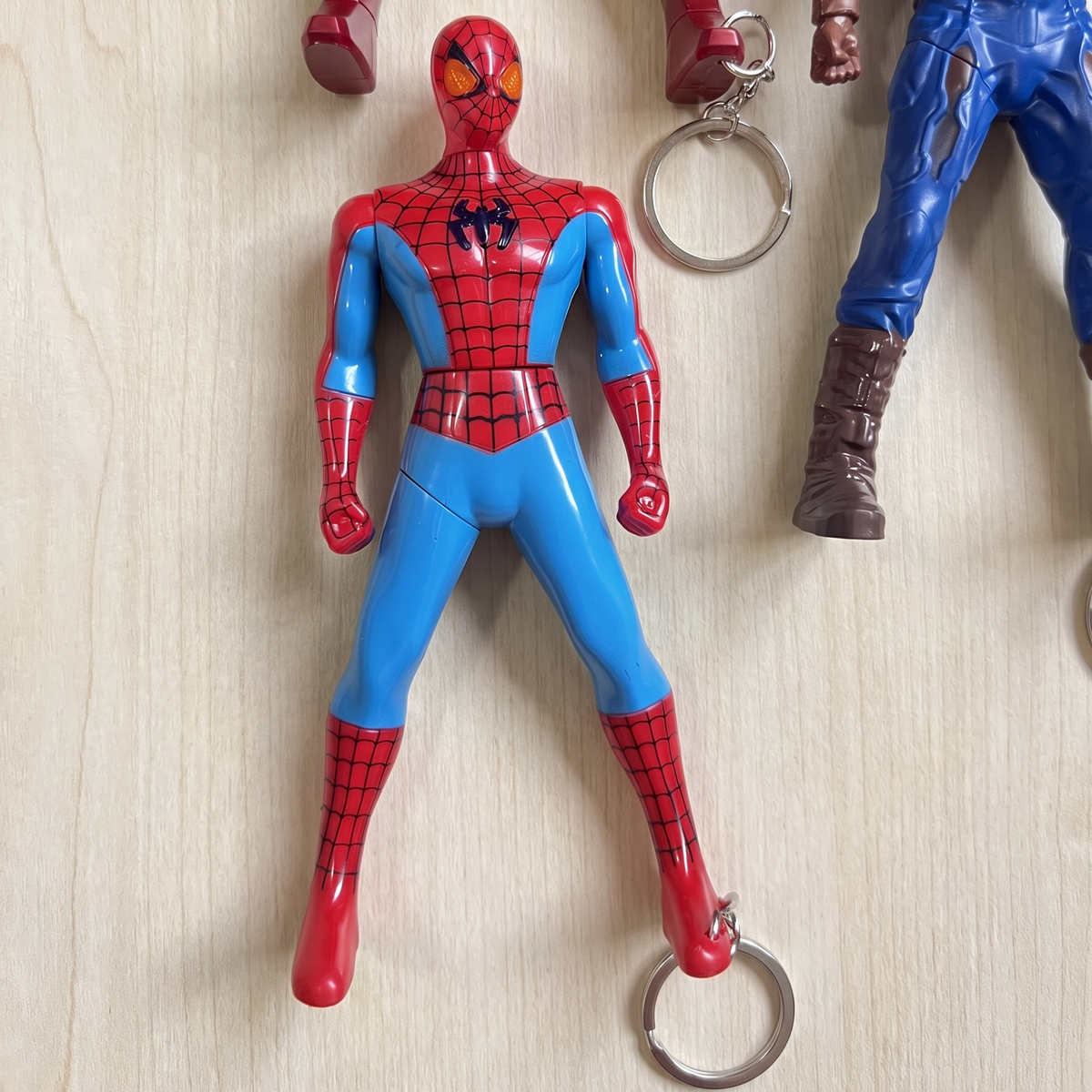 Big Size Avengers Keychains – Premium Superhero Keychain