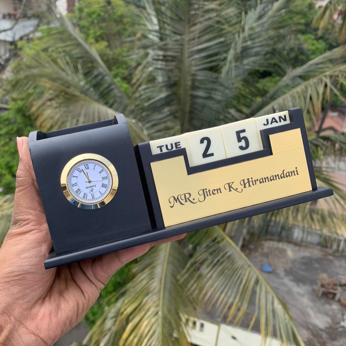 Personalized Pen Stand