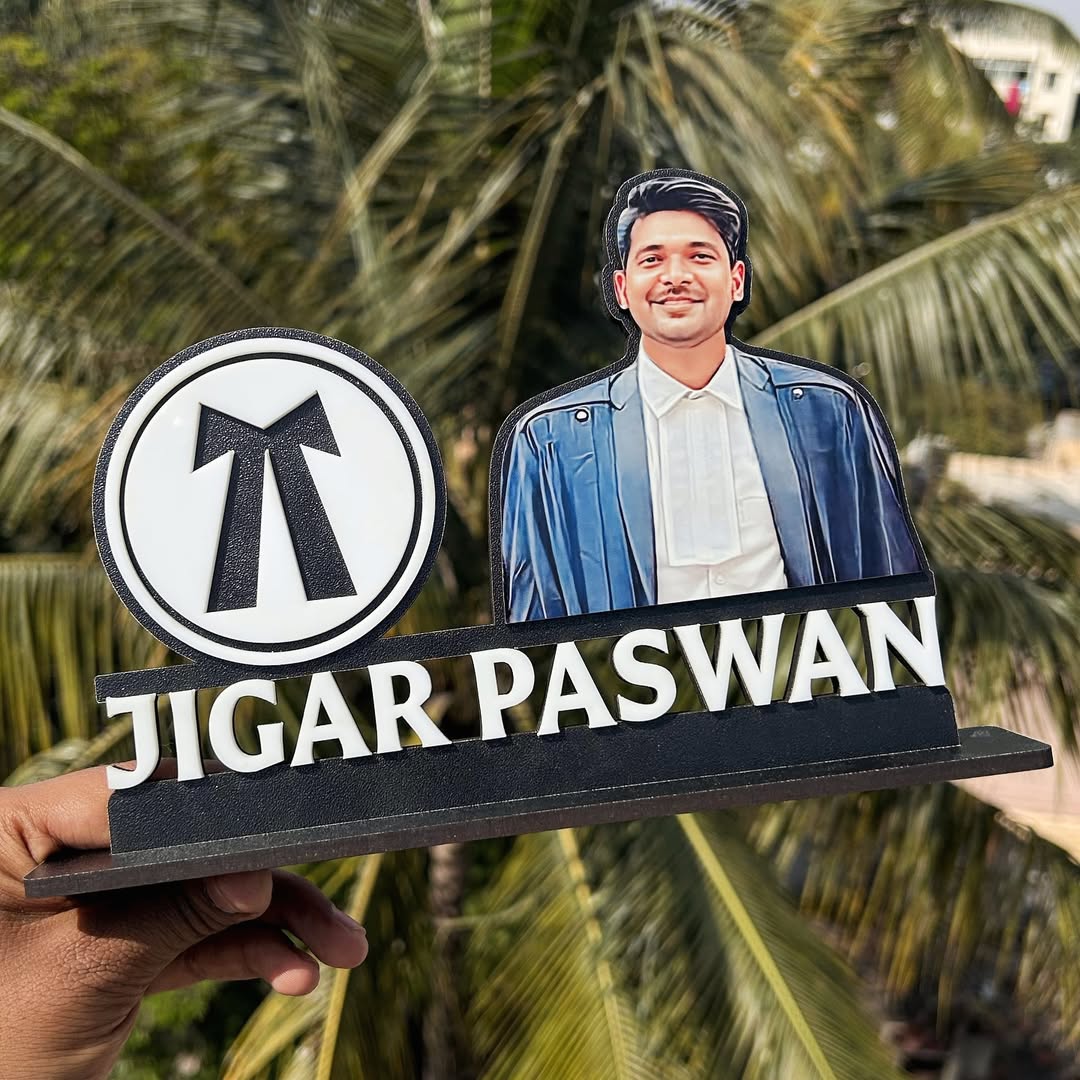 Professional Table Top Photo Standee