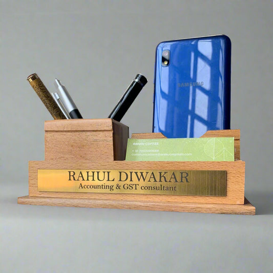 Personalized Wooden Penstand
