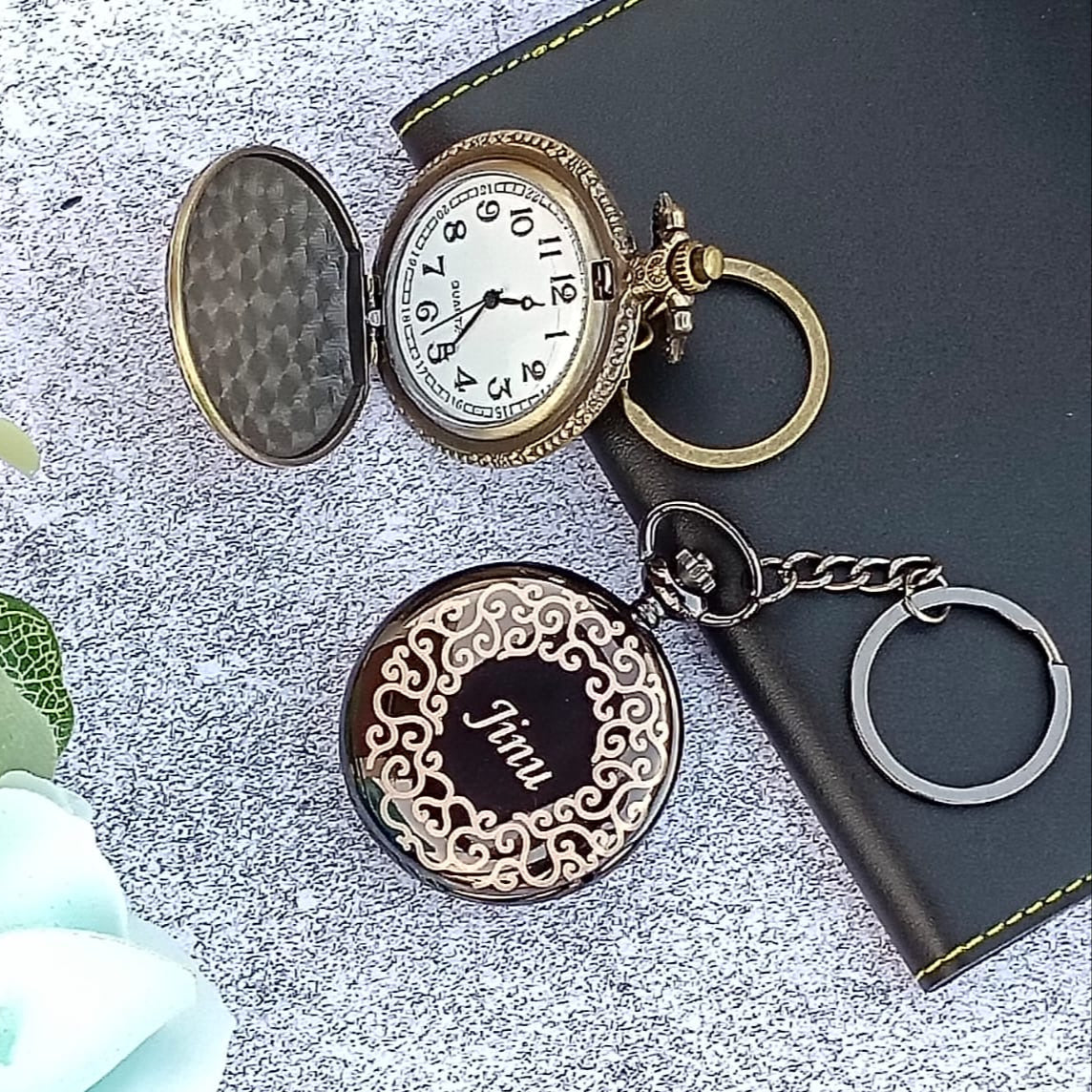 Exclusive Customised Vintage Clock – Premium Metal Finish